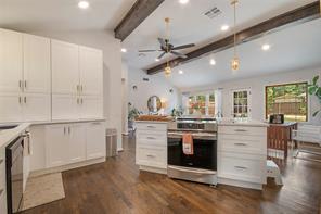 1200 Barker Street - Photo 10