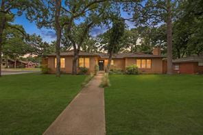 1200 Barker Street - Photo 2