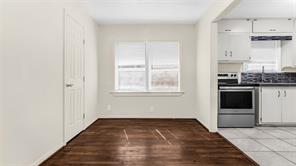 501 S Perry Street - Photo 8