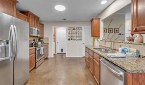 213 Woodlands Boulevard - Photo 11