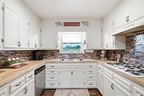 1670 Alexander Road - Photo 13