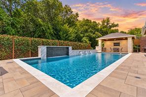 801 Glendevon Drive - Photo 2