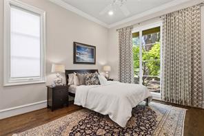 3017 Southwestern Boulevard - Photo 5