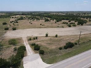 3757 FM 1434 - Photo 4