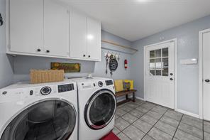 1124 Sierra Drive - Photo 14