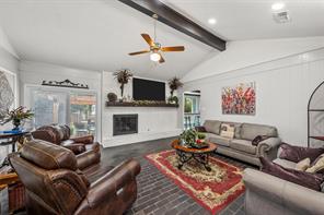 1124 Sierra Drive - Photo 6
