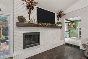 1124 Sierra Drive - Photo 7