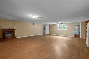 4704 Williams Road - Photo 3
