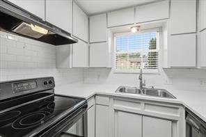 6540 Bernadine Drive - Photo 3