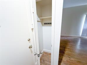 10440 High Hollows Drive - Photo 4