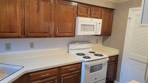 2103 Friendly Drive - Photo 21