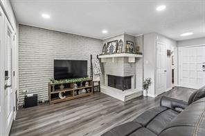 2059 Embassy Way - Photo 8