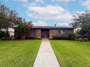 530 Shadowcrest Lane - Photo 1
