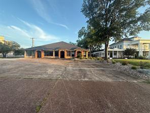 750 Clarksville - Photo 2