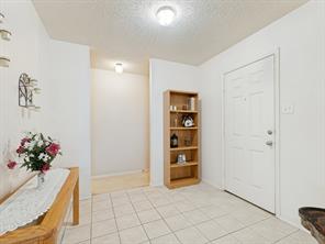 9809 Nixon Drive - Photo 3