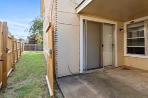 2806 Spring Valley Drive - Photo 3