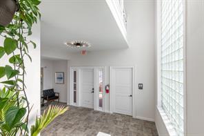 1307 W Abram Street - Photo 2