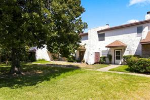 1725 E Grauwyler Road - Photo 1