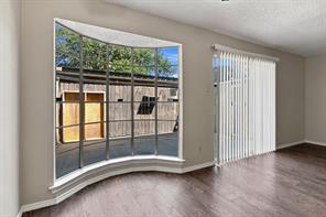 1725 E Grauwyler Road - Photo 16