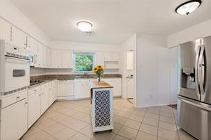 2201 Lake Coves Drive - Photo 14