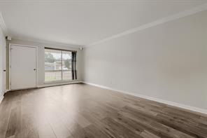 1405 Oak Grove Road - Photo 4