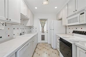2218 Mountain Lake Road - Photo 8