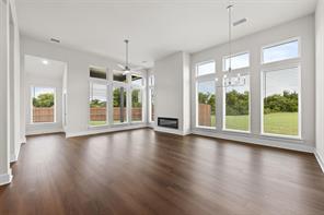 552 Holiday Avenue - Photo 6