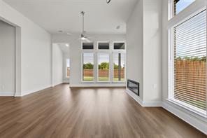 552 Holiday Avenue - Photo 9