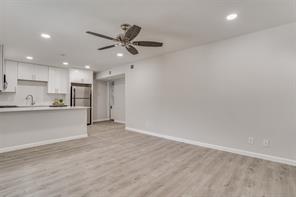 5444 Gaston Avenue - Photo 3