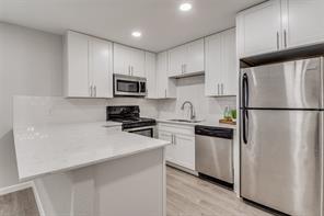 5444 Gaston Avenue - Photo 7