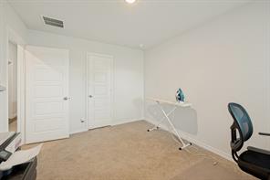 421 Sussex Drive - Photo 19