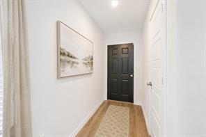 421 Sussex Drive - Photo 4