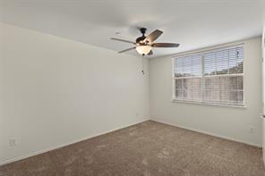 2949 Jowett Drive - Photo 28