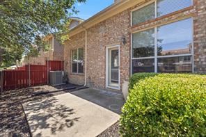 2949 Jowett Drive - Photo 36