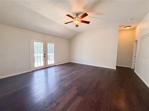 6878 Genevieve Drive - Photo 10