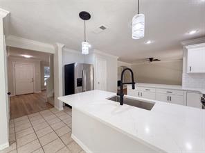 6878 Genevieve Drive - Photo 15