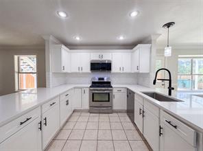 6878 Genevieve Drive - Photo 2