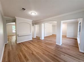 6878 Genevieve Drive - Photo 8