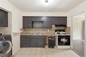 6632 Emhouse Street - Photo 9
