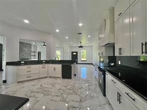 127 Valley Meadows Drive - Photo 3