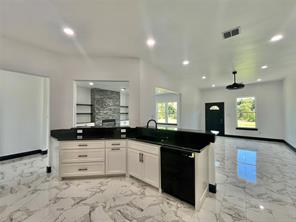 127 Valley Meadows Drive - Photo 4