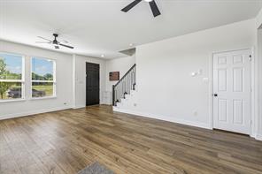721 Saint Lawrence Drive - Photo 4