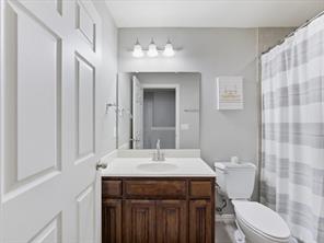 676 S Charles Street - Photo 33