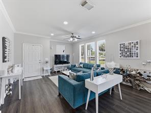 676 S Charles Street - Photo 7