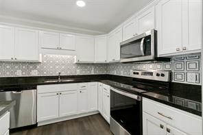 8381 Davis Boulevard - Photo 7