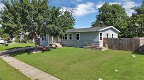 113 E Linda Drive - Photo 1