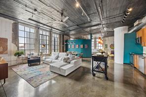 1122 Jackson Street - Photo 1