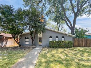 6210 Glenmoor Drive - Photo 1