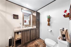 4450 County Road 3110 - Photo 19