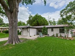 226 Leda Drive - Photo 2
